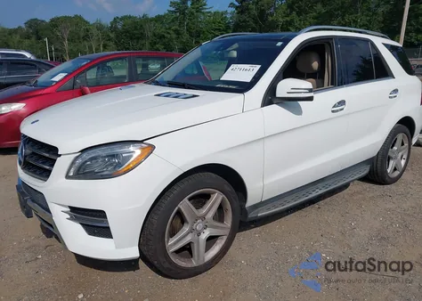 2015 Mercedes-Benz Ml 400 4Matic z USA, uszkodzony, nr VIN 4JGDA5GB2FA501604